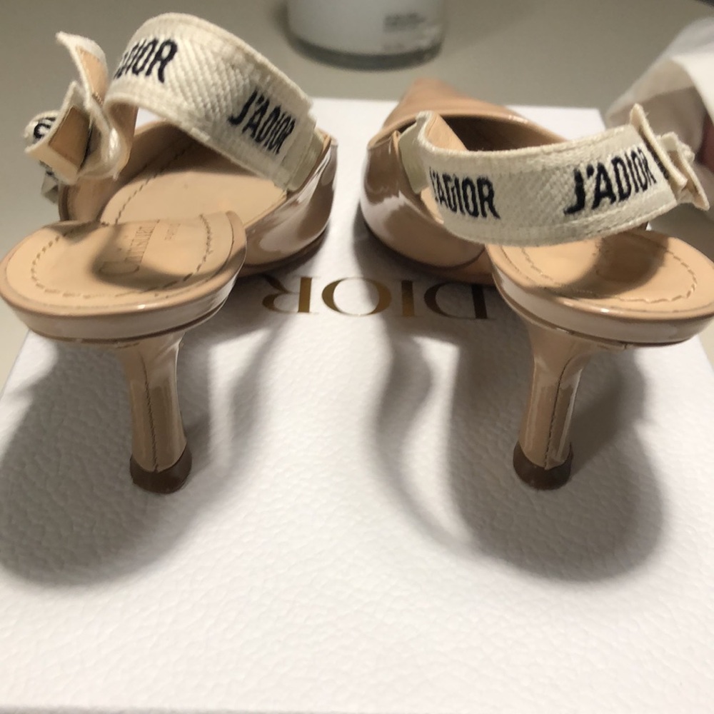 Gently worn J’ADior Patient leather slingback kitten heels size 36 - Picture 4 of 8